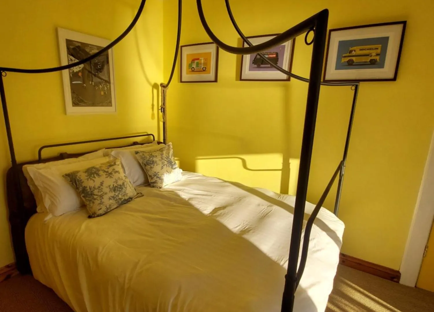 Velo Club Mumbles Bed & Breakfast Oystermouth